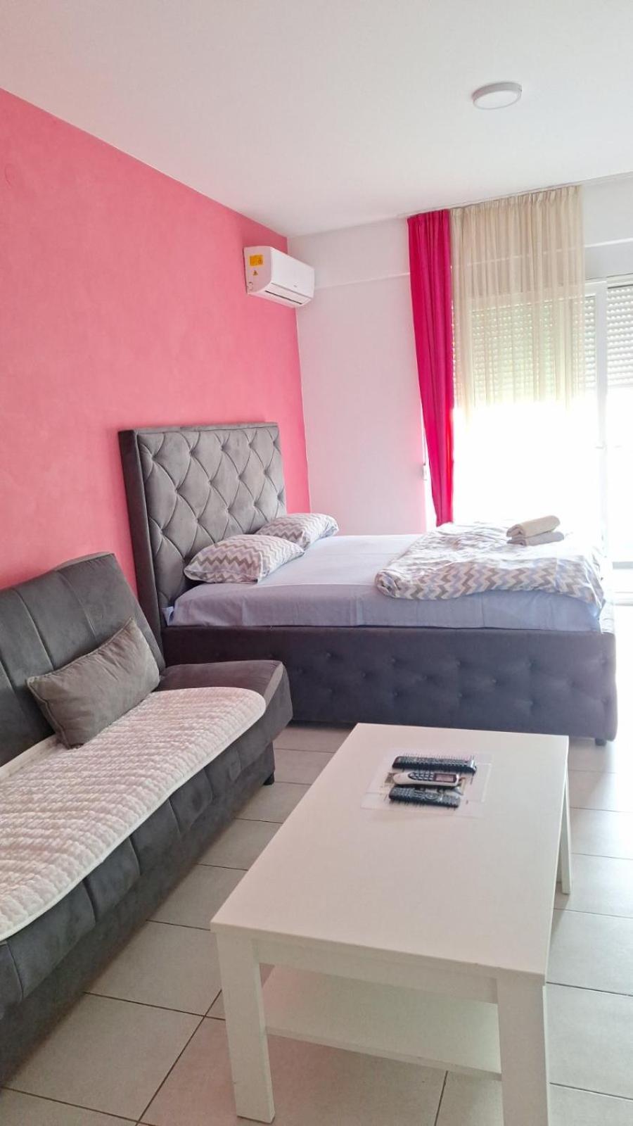 Naki Apartman Apartamento Podgorica Quarto foto
